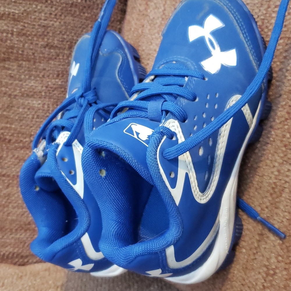 Under armour size 10 cleats